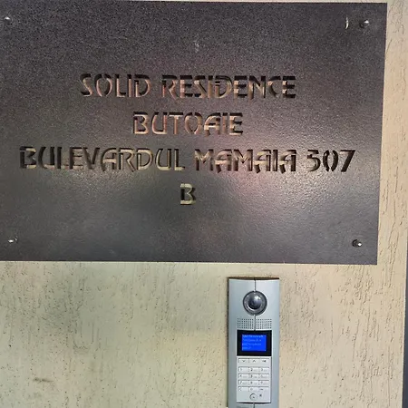 C&y Metropol アパート *