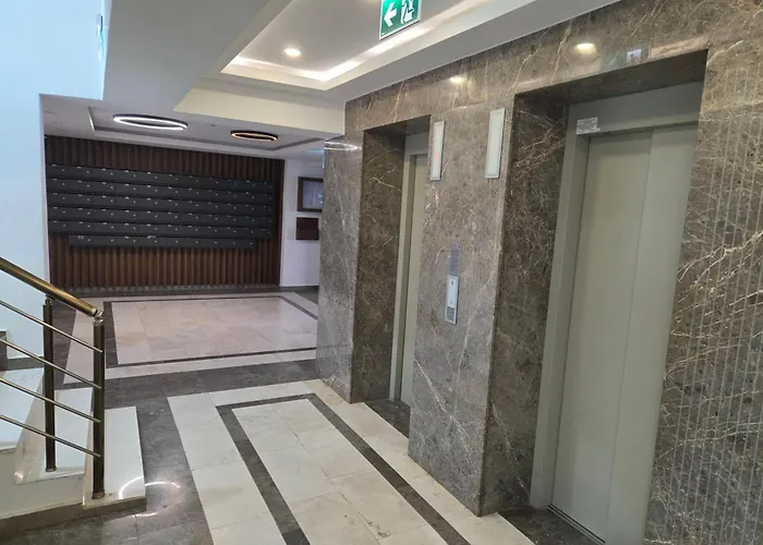 C&y Metropol Διαμέρισμα